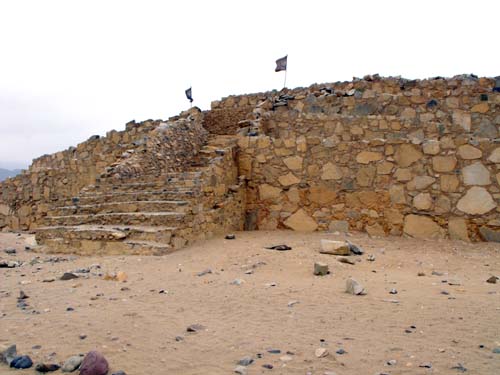 Caral, Pyramide Menor